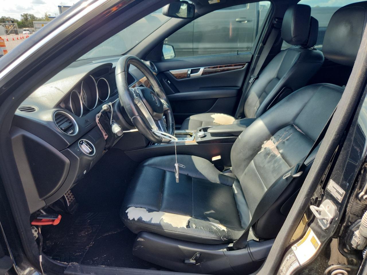 2012 MERCEDES-BENZ C-CLASS