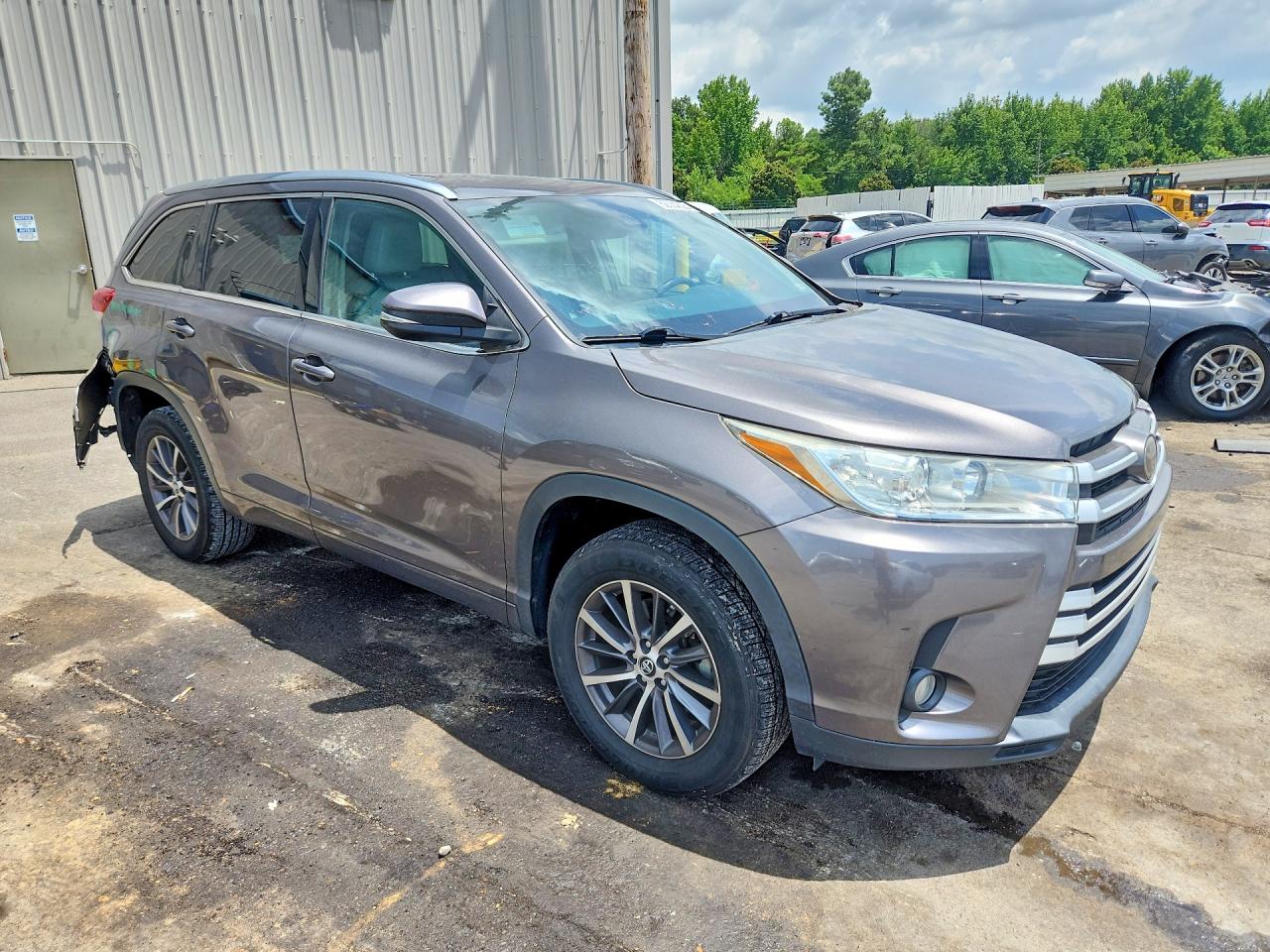 2018 TOYOTA HIGHLANDER