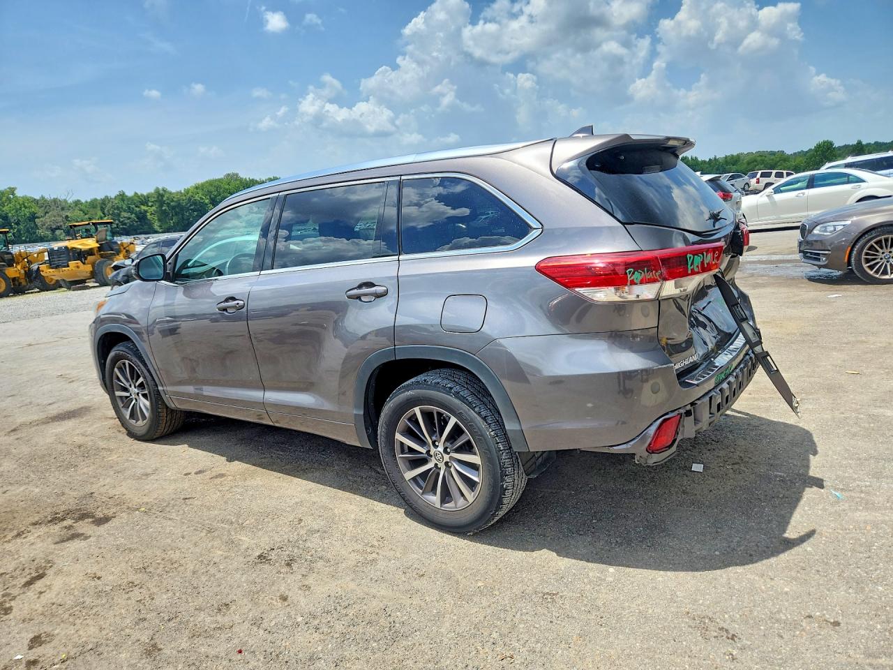 2018 TOYOTA HIGHLANDER