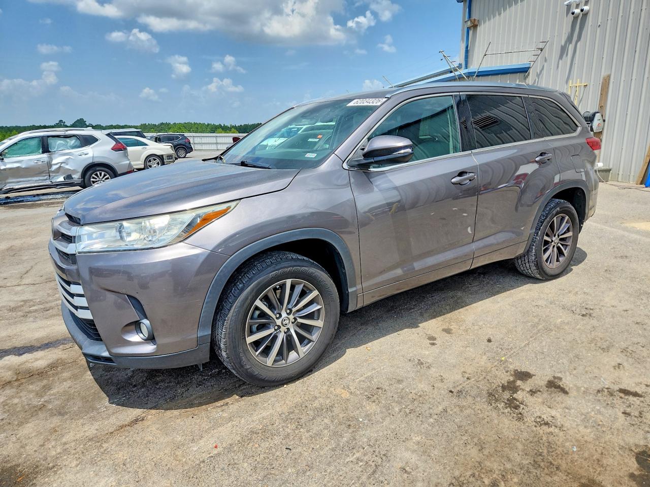 2018 TOYOTA HIGHLANDER