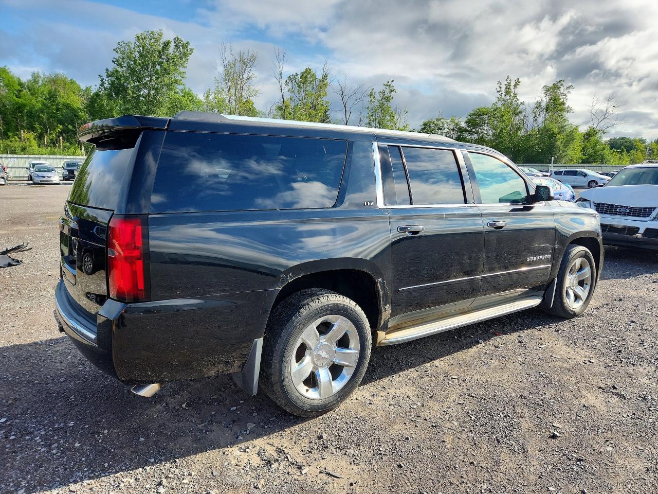 2015 CHEVROLET SUBURBAN