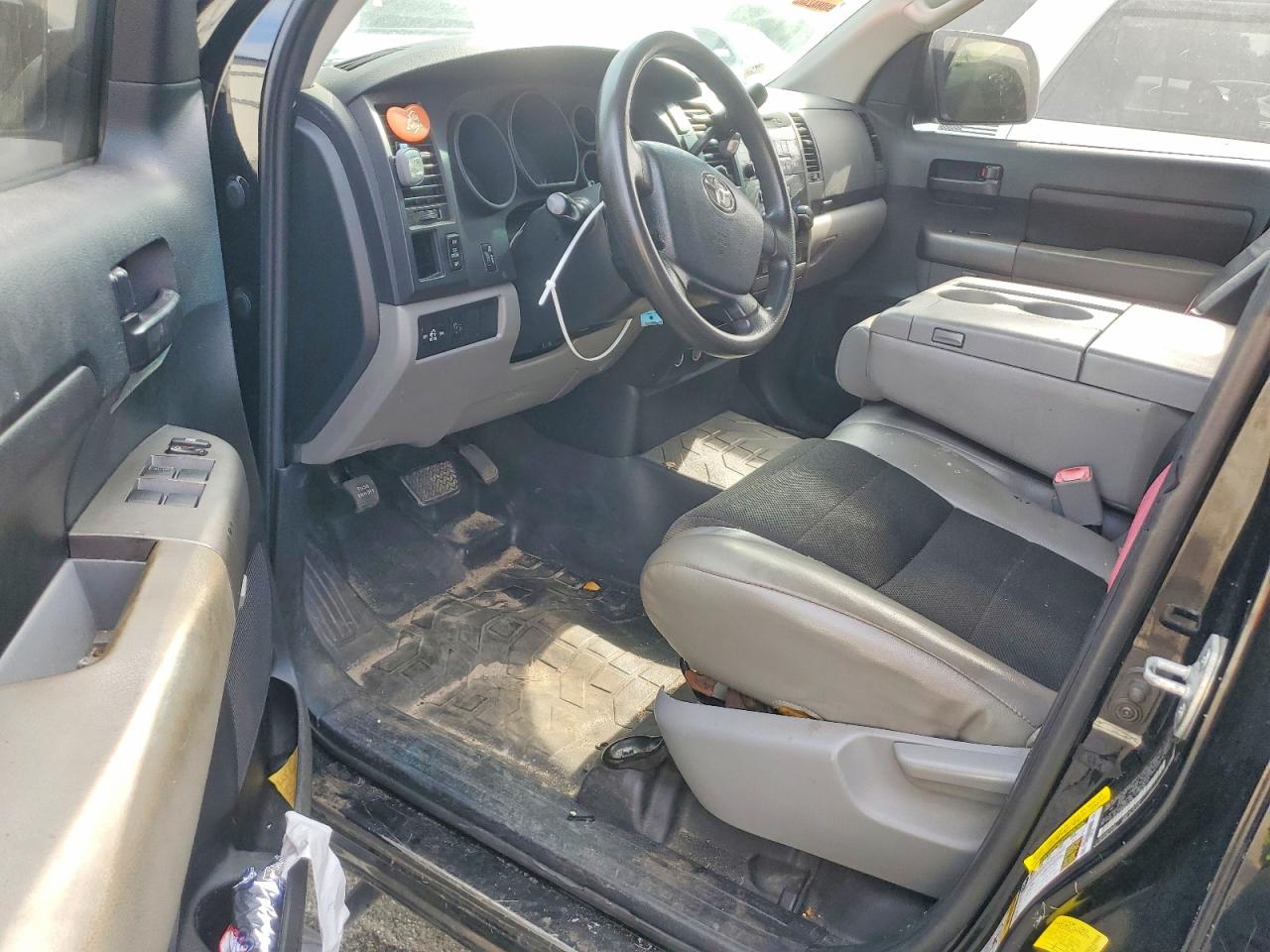 2011 TOYOTA TUNDRA