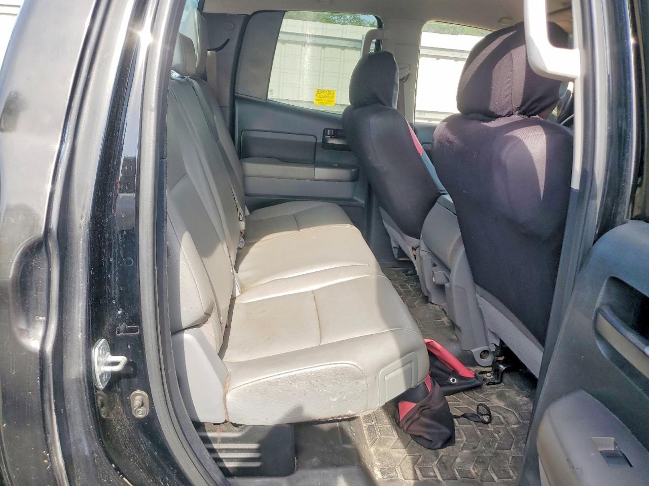 2011 TOYOTA TUNDRA