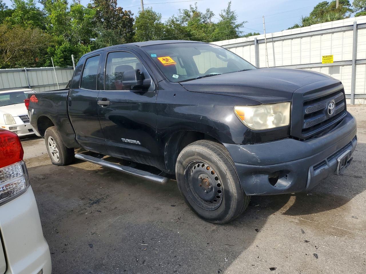 2011 TOYOTA TUNDRA
