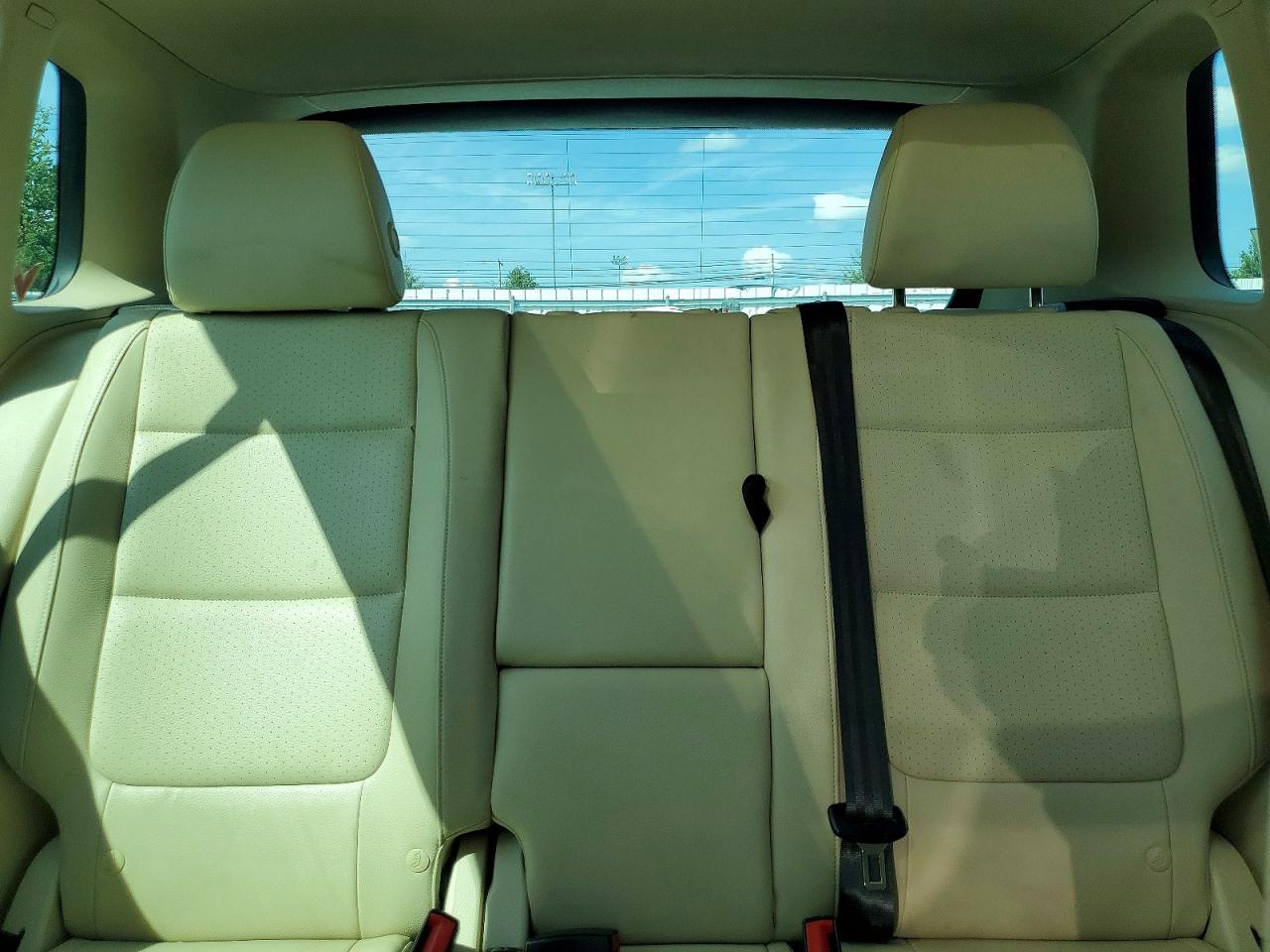 2012 VOLKSWAGEN TIGUAN