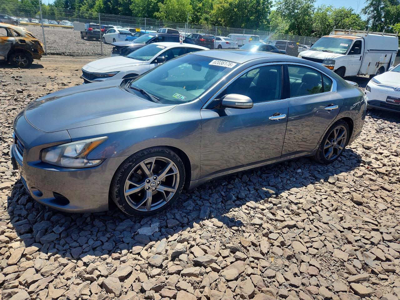 2014 NISSAN MAXIMA