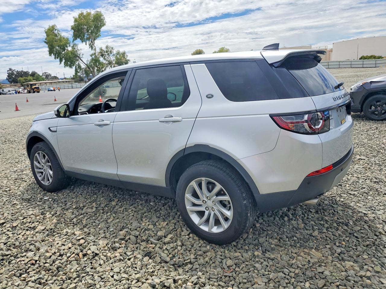 2019 LAND ROVER DISCOVERY