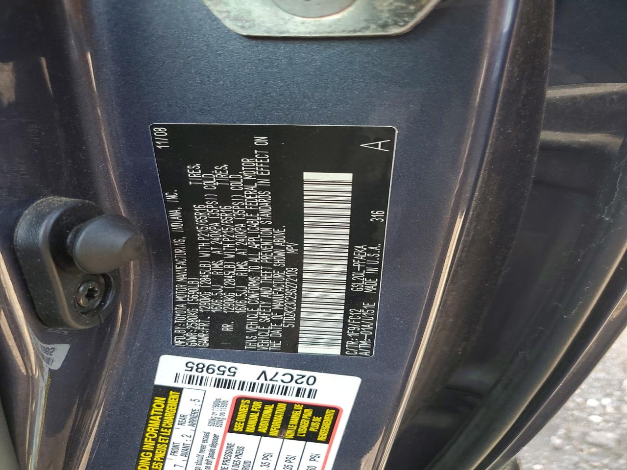 2009 TOYOTA SIENNA
