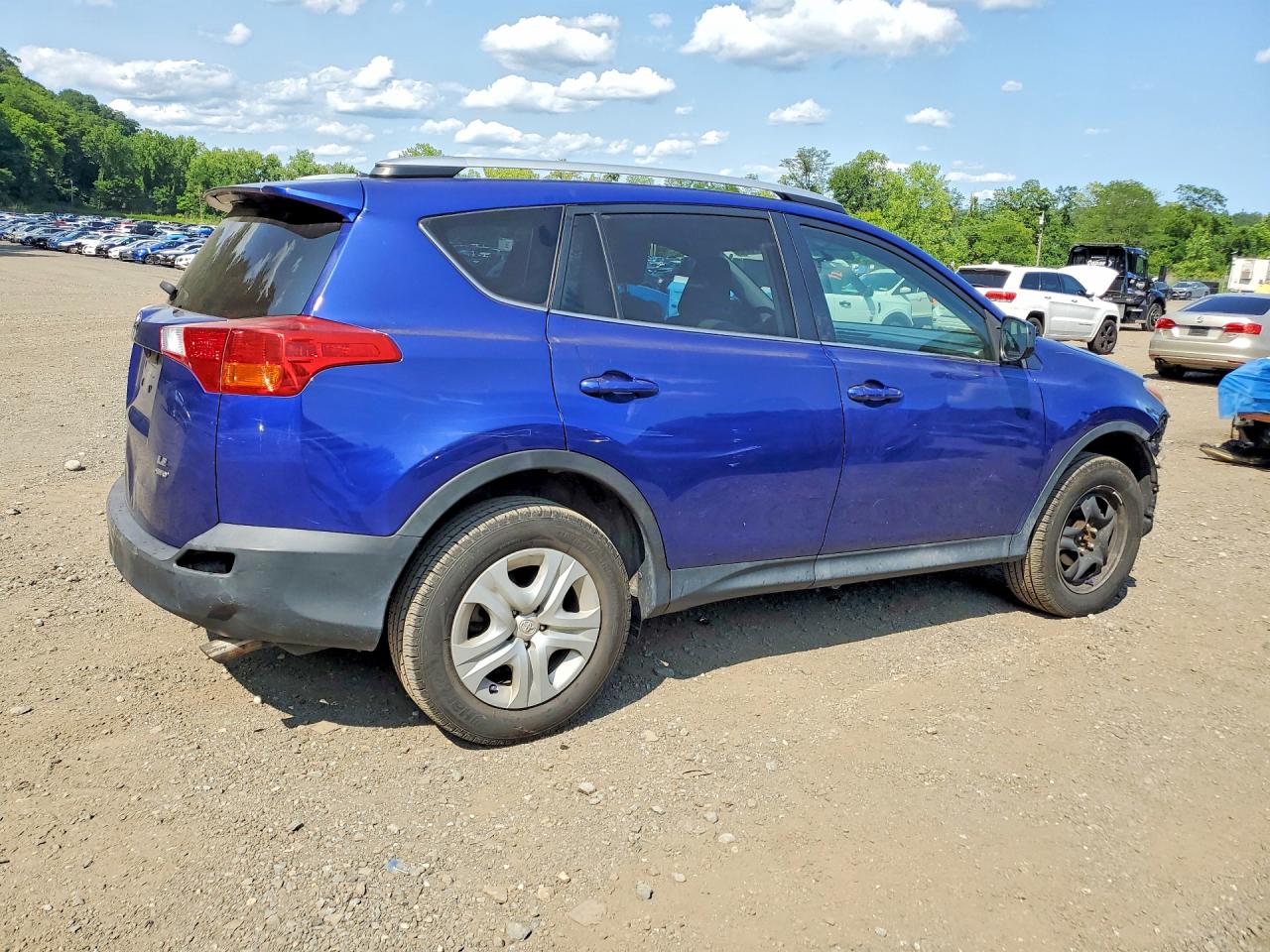 2015 TOYOTA RAV4