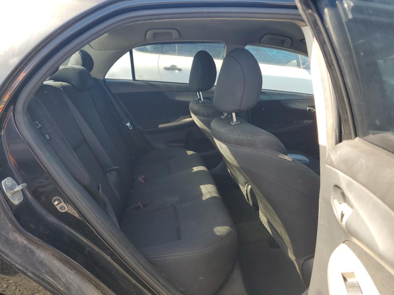 2012 TOYOTA COROLLA