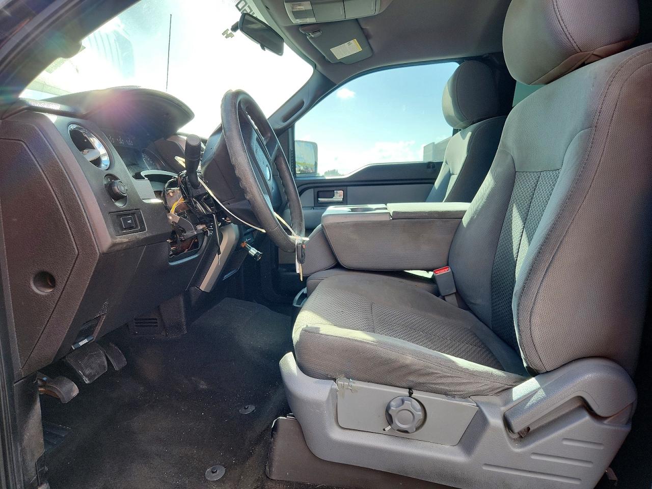 2012 FORD F150