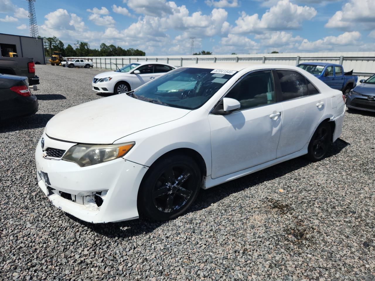 2014 TOYOTA CAMRY