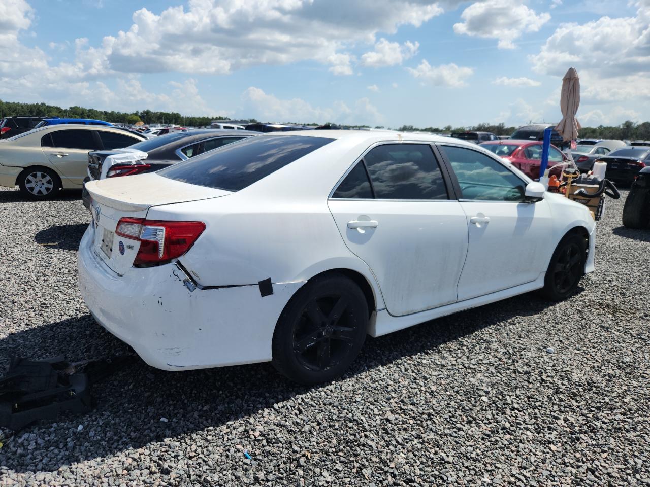 2014 TOYOTA CAMRY