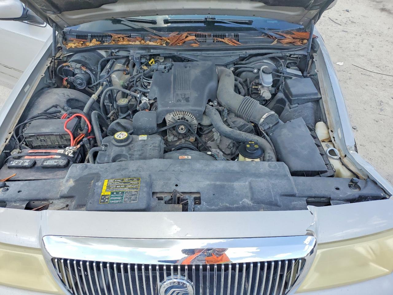 2003 MERCURY GRMARQUIS