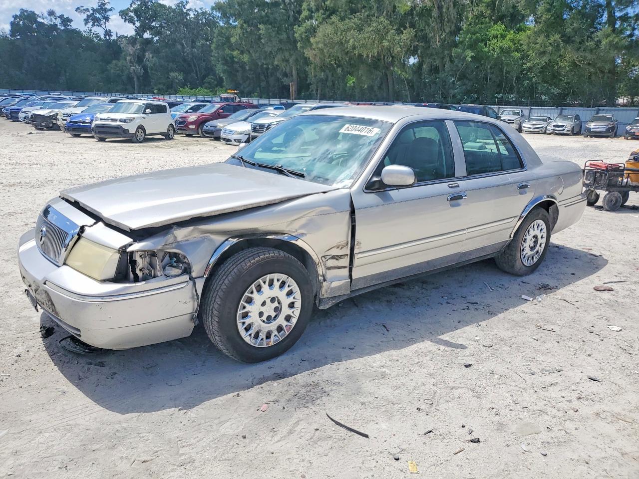 2003 MERCURY GRMARQUIS