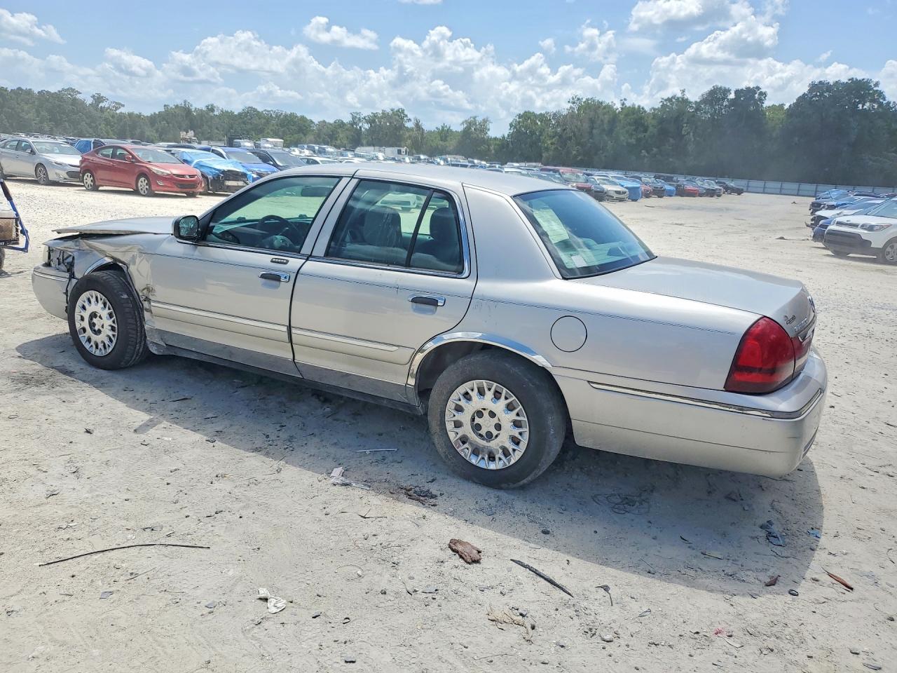 2003 MERCURY GRMARQUIS