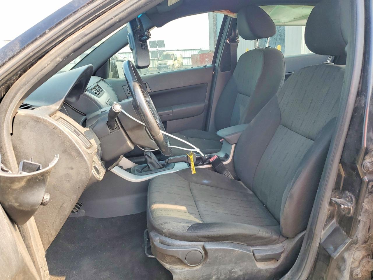 2011 FORD FOCUS