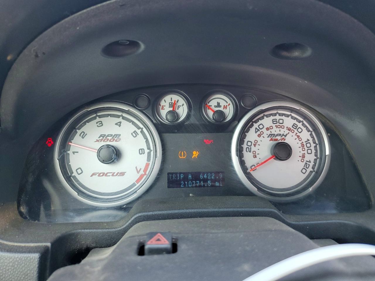 2011 FORD FOCUS