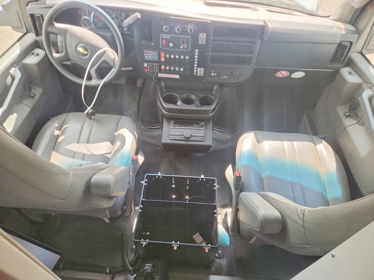 2017 CHEVROLET EXPRESS