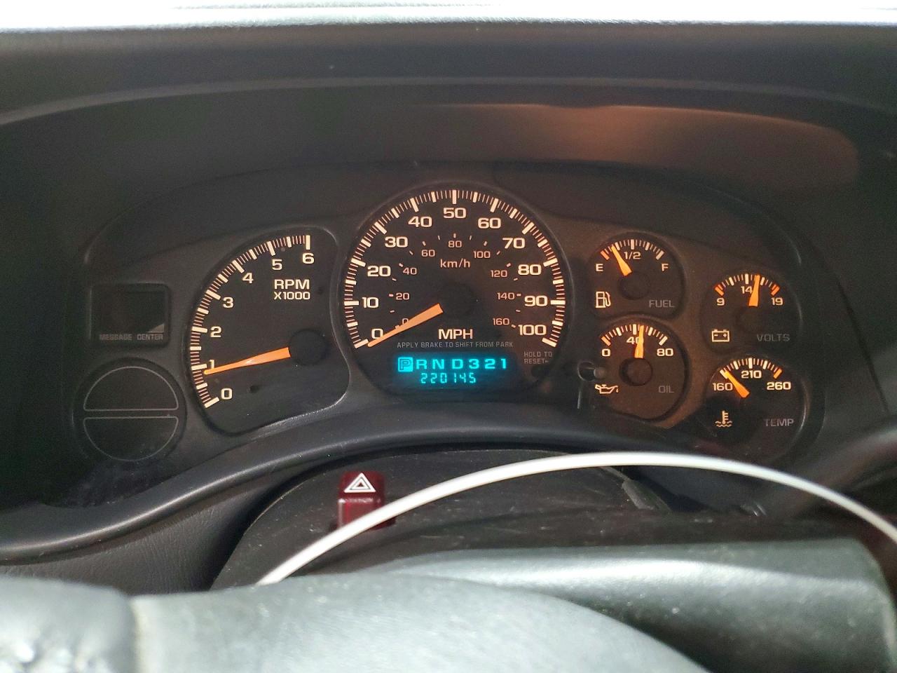 2002 CHEVROLET TAHOE