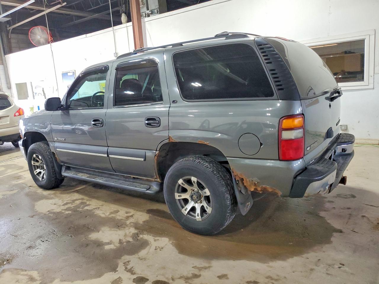 2002 CHEVROLET TAHOE