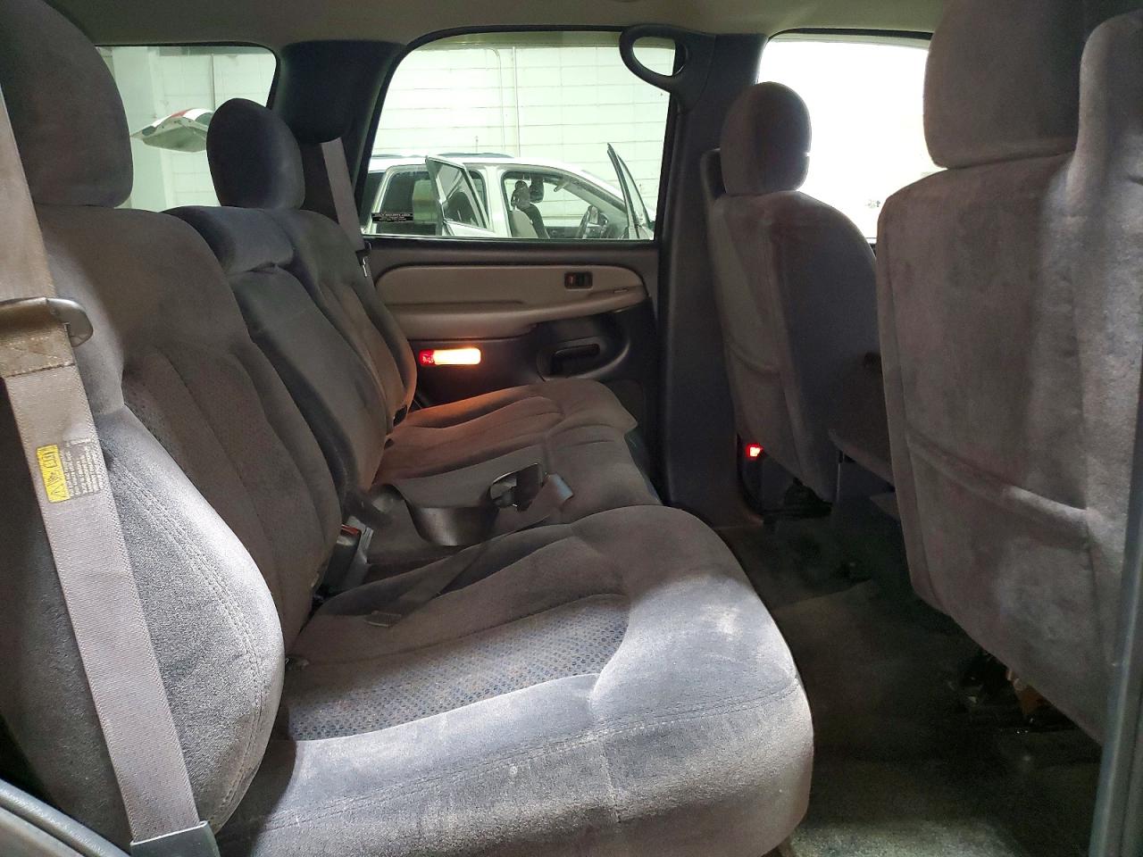 2002 CHEVROLET TAHOE