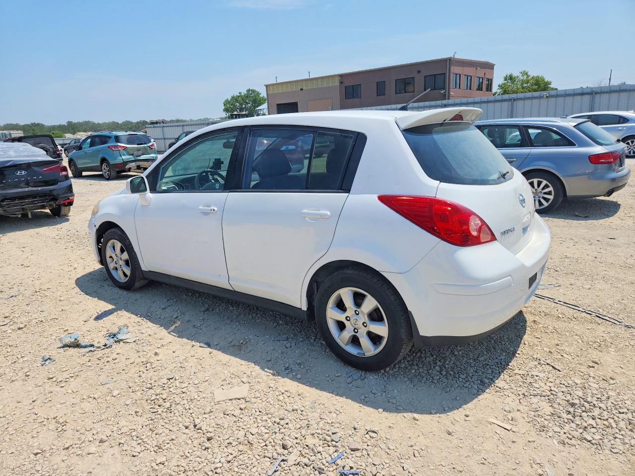 2009 NISSAN VERSA