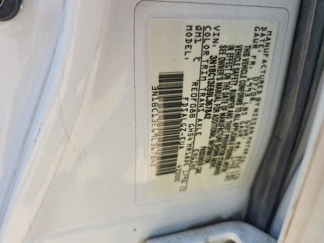 2009 NISSAN VERSA