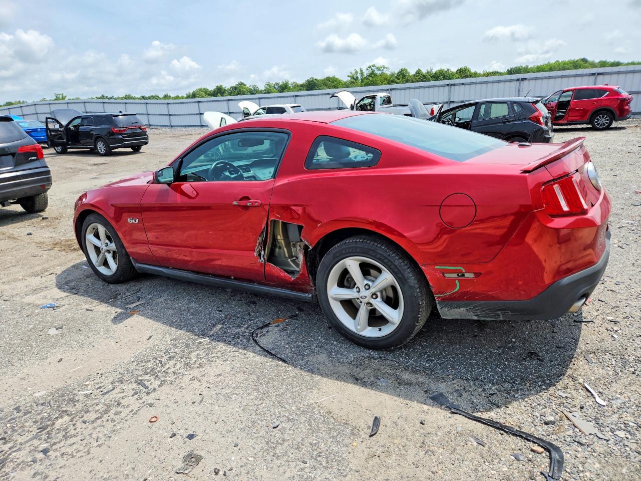 2011 FORD MUSTANG