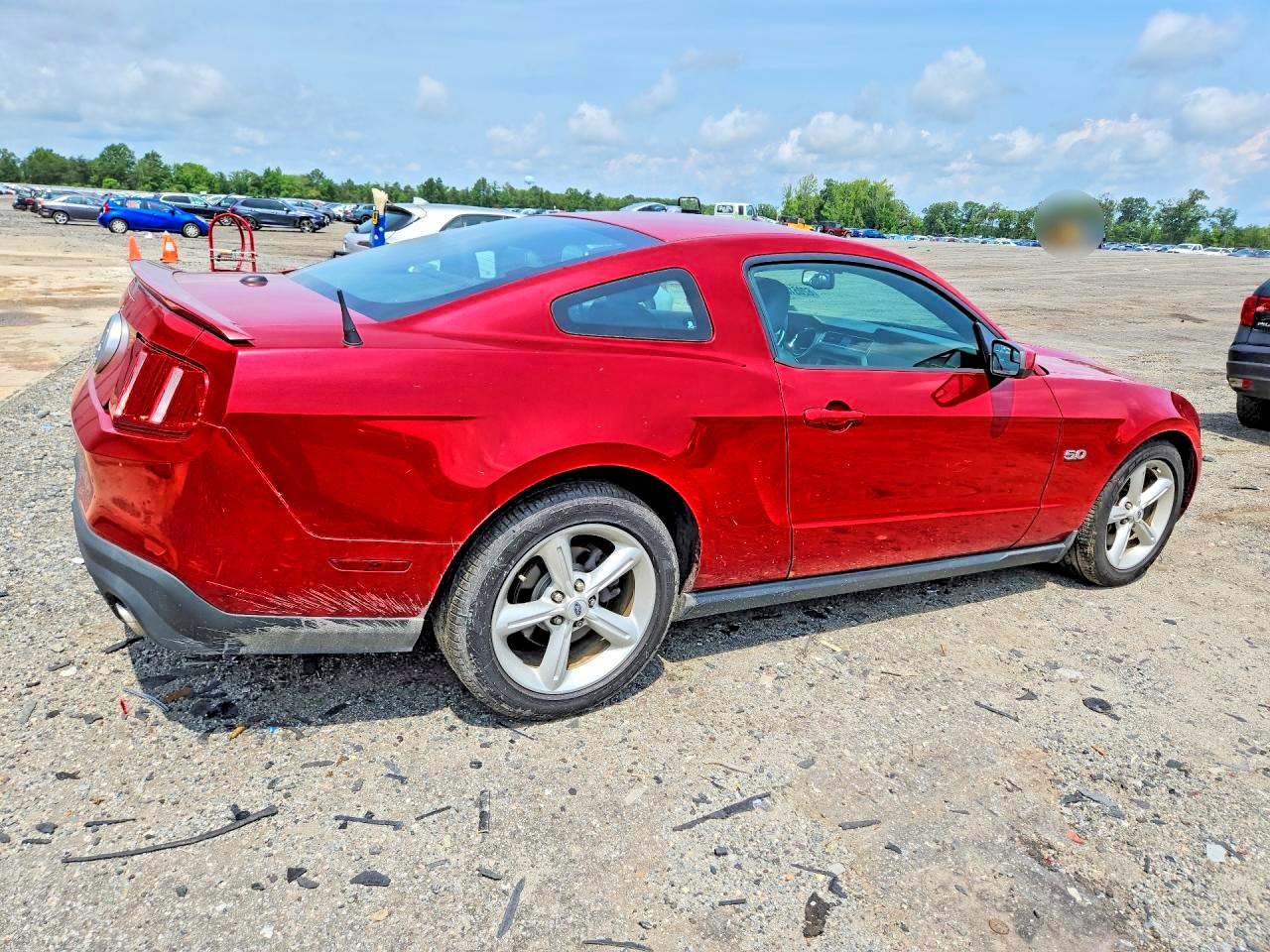 2011 FORD MUSTANG