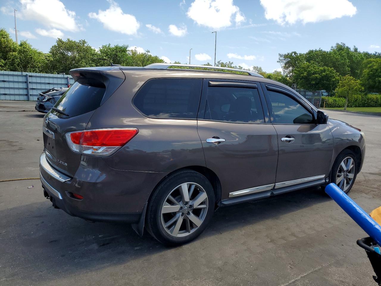 2015 NISSAN PATHFINDER