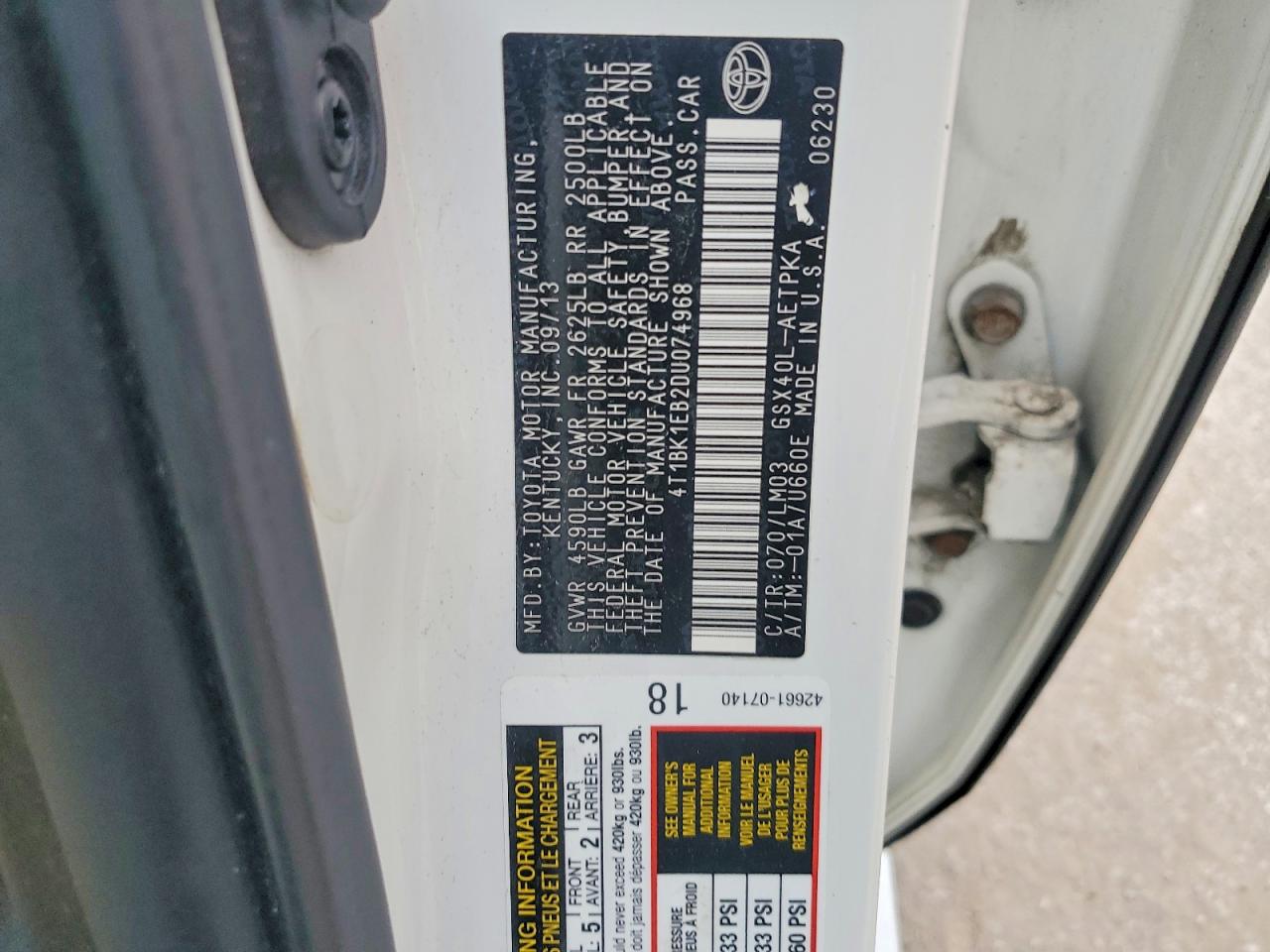 2013 TOYOTA AVALON