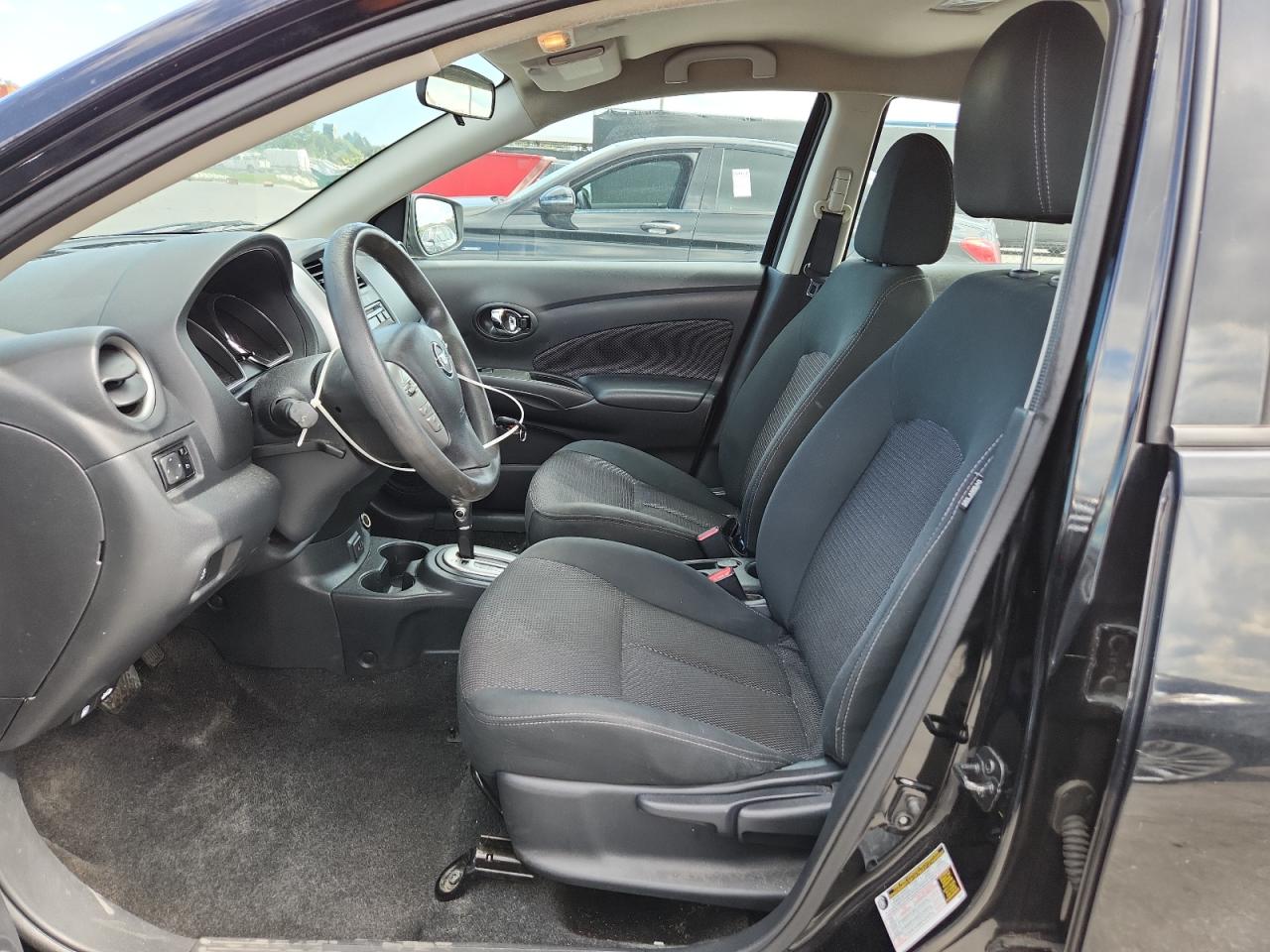 2017 NISSAN VERSA