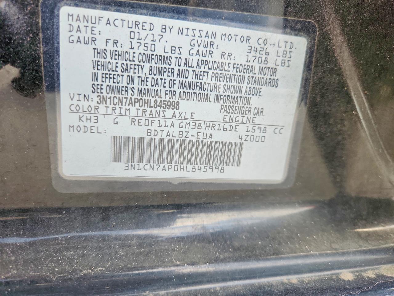 2017 NISSAN VERSA