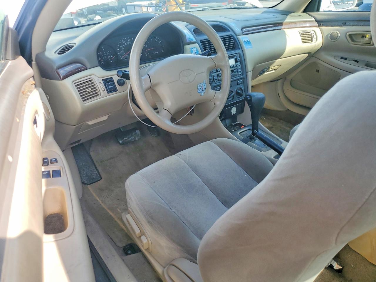 2001 TOYOTA CAMRY SOLA
