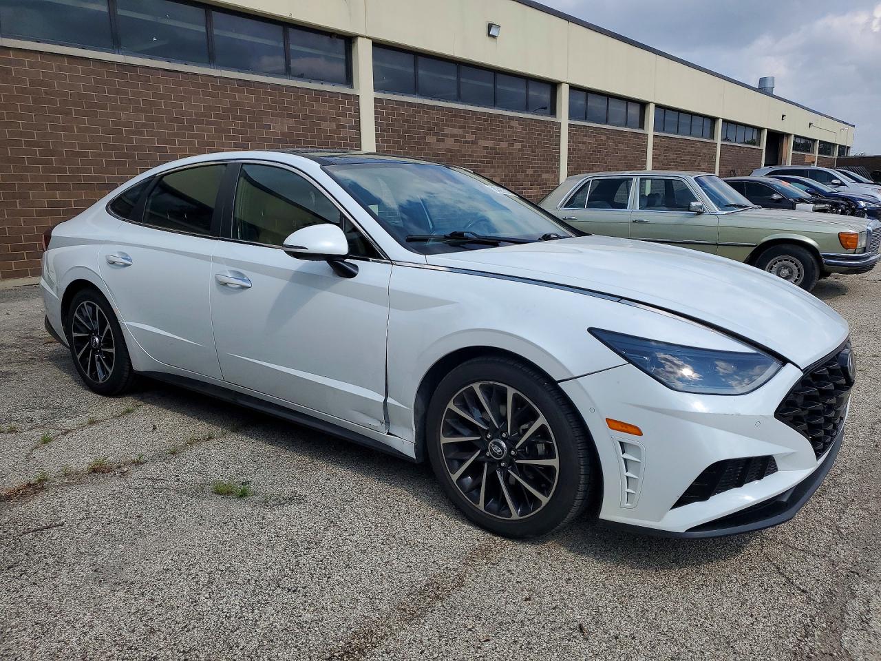 2021 HYUNDAI SONATA
