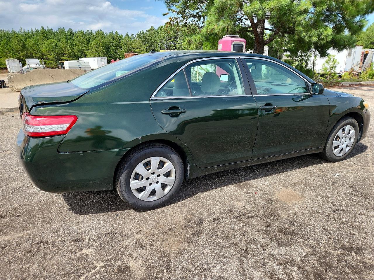 2010 TOYOTA CAMRY