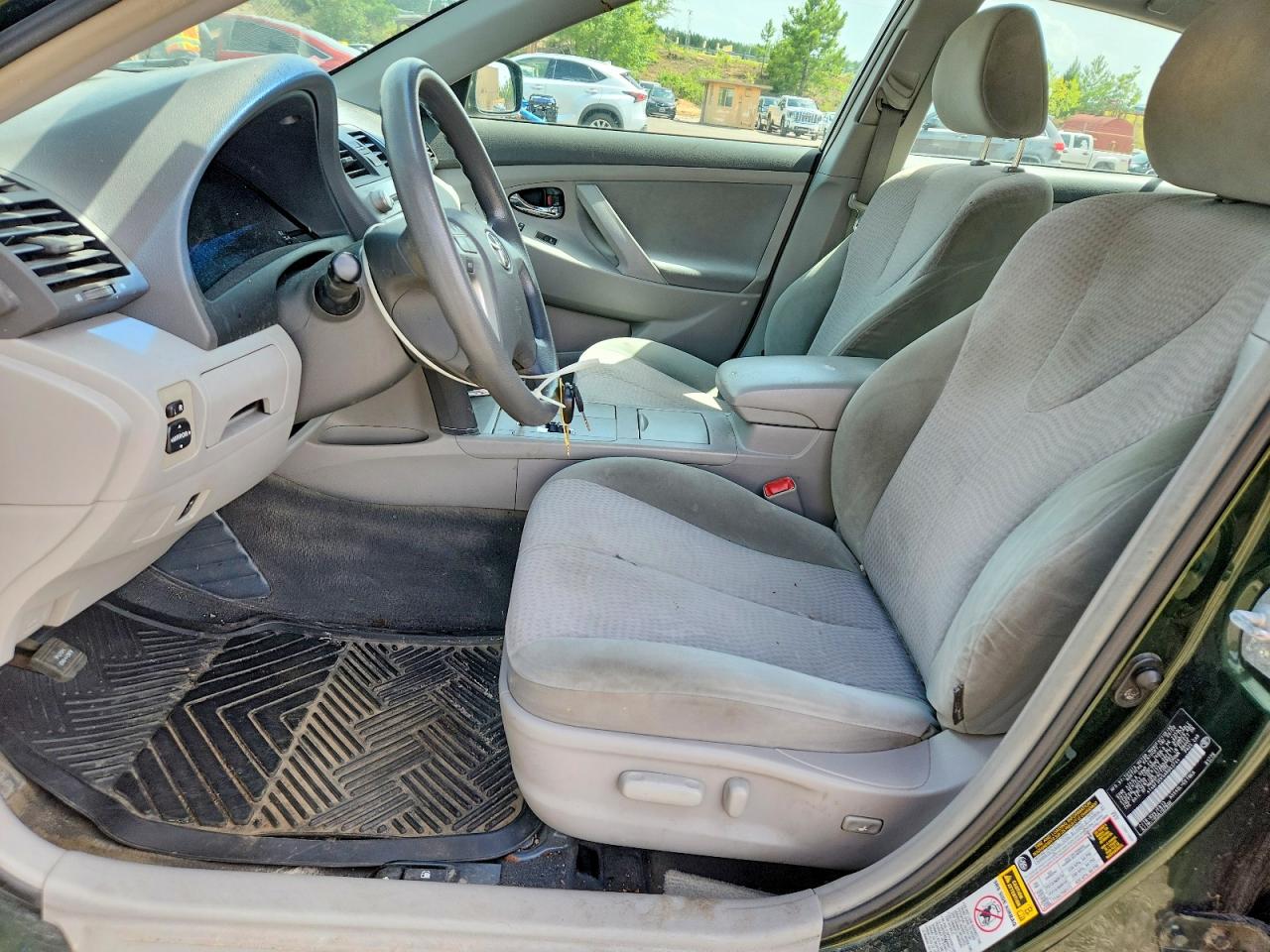 2010 TOYOTA CAMRY