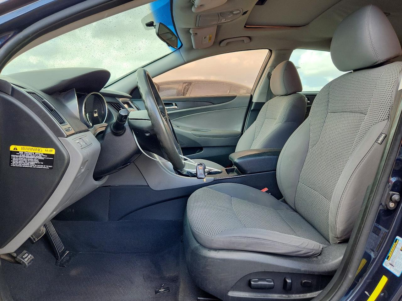 2011 HYUNDAI SONATA