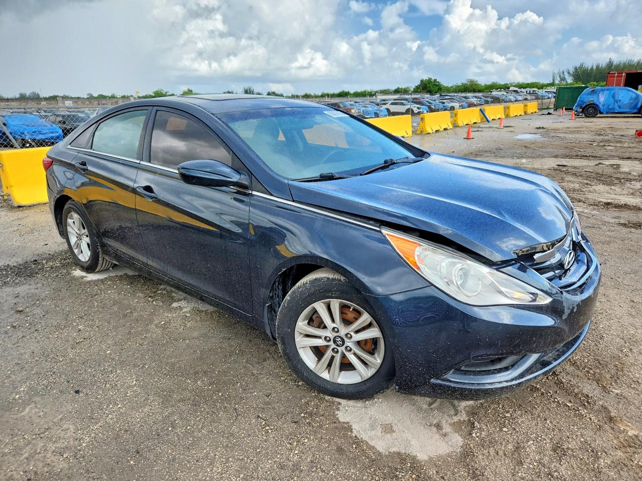 2011 HYUNDAI SONATA