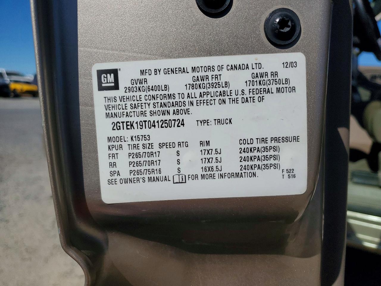 2004 GMC SIERRA