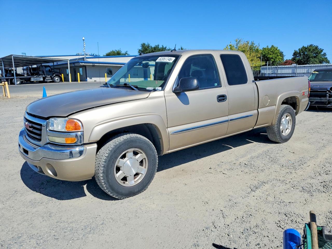2004 GMC SIERRA
