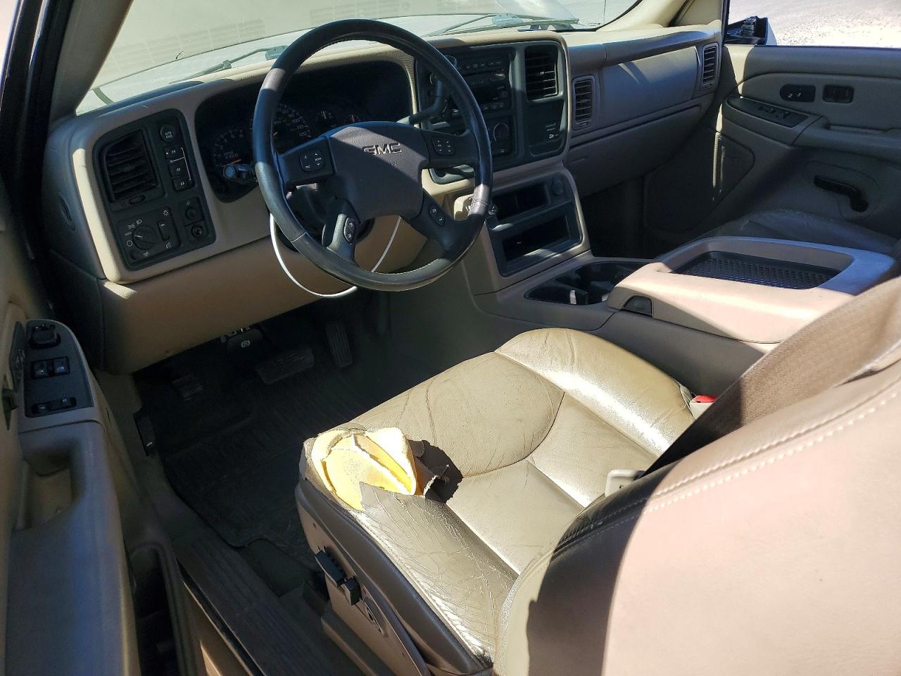 2004 GMC SIERRA