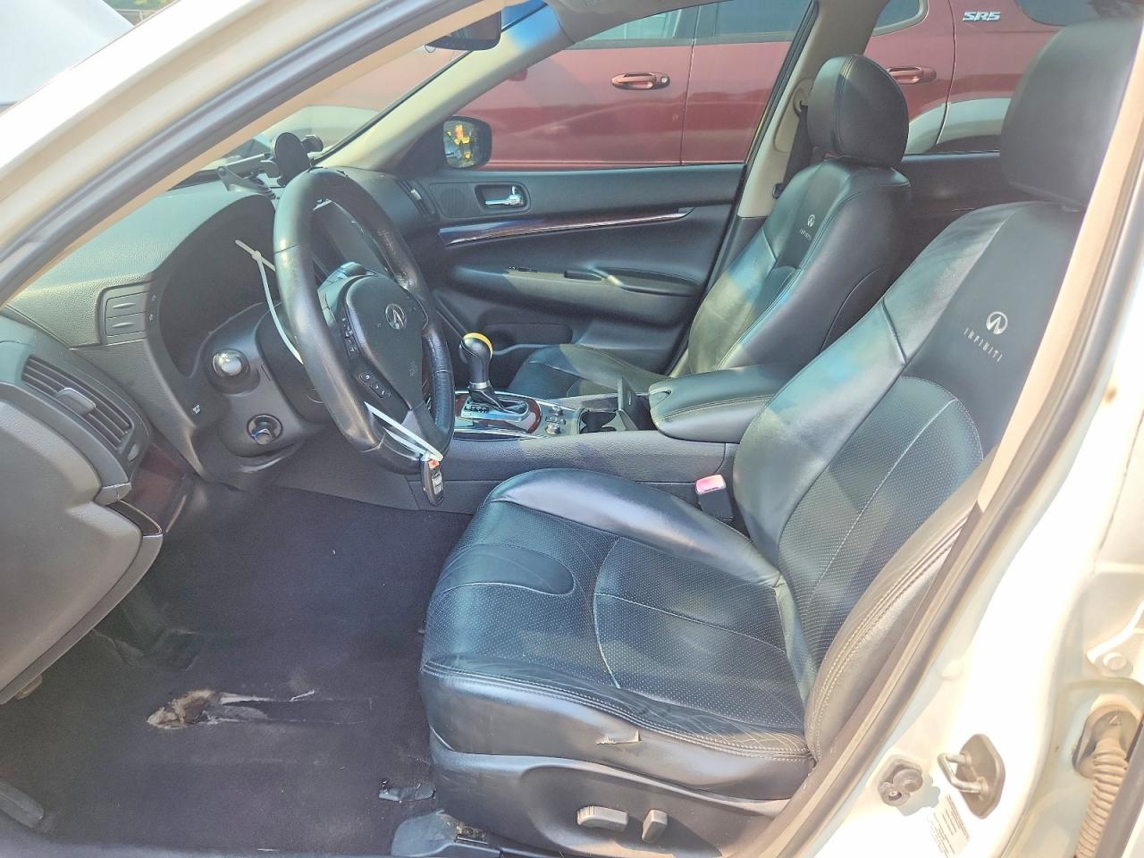 2012 INFINITI G37