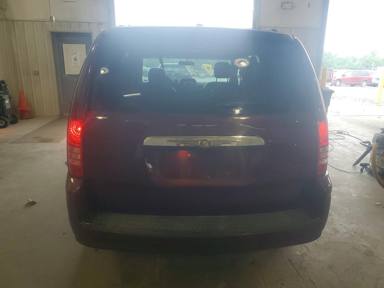 2008 CHRYSLER MINIVAN