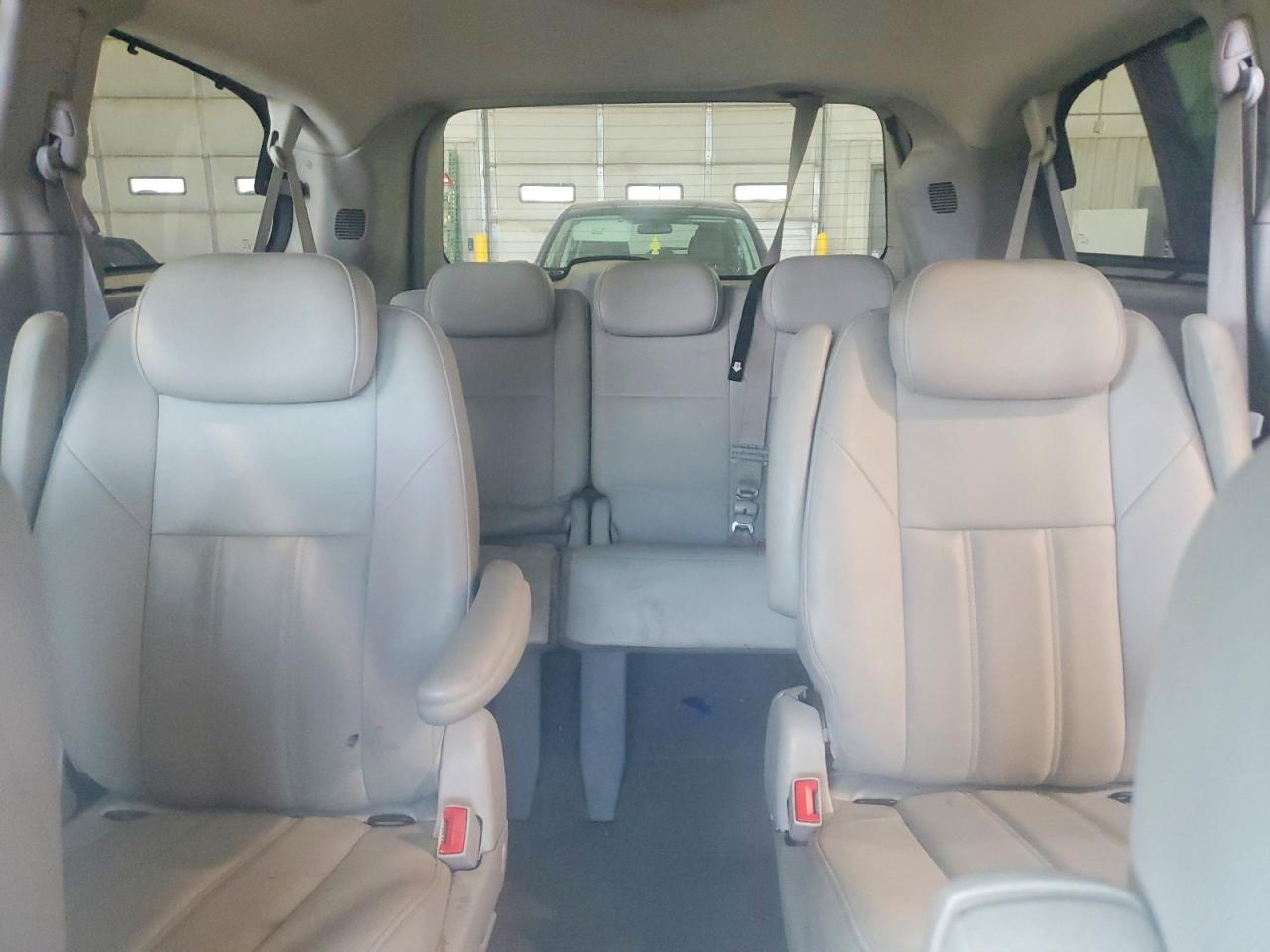 2008 CHRYSLER MINIVAN