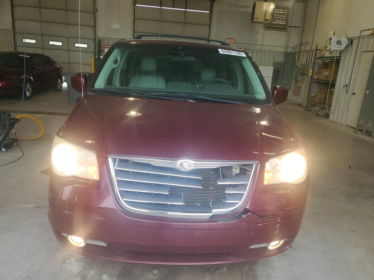 2008 CHRYSLER MINIVAN