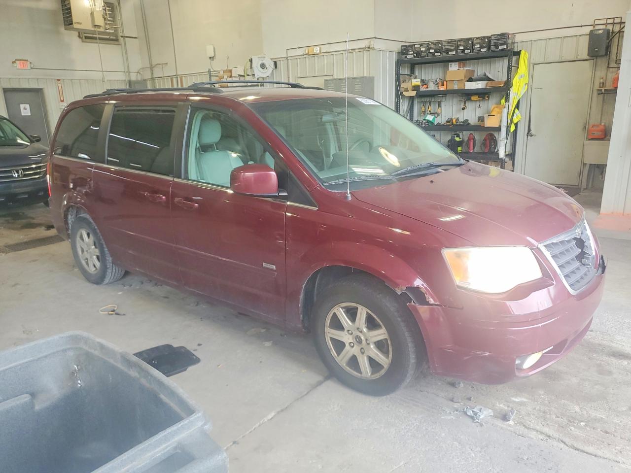 2008 CHRYSLER MINIVAN