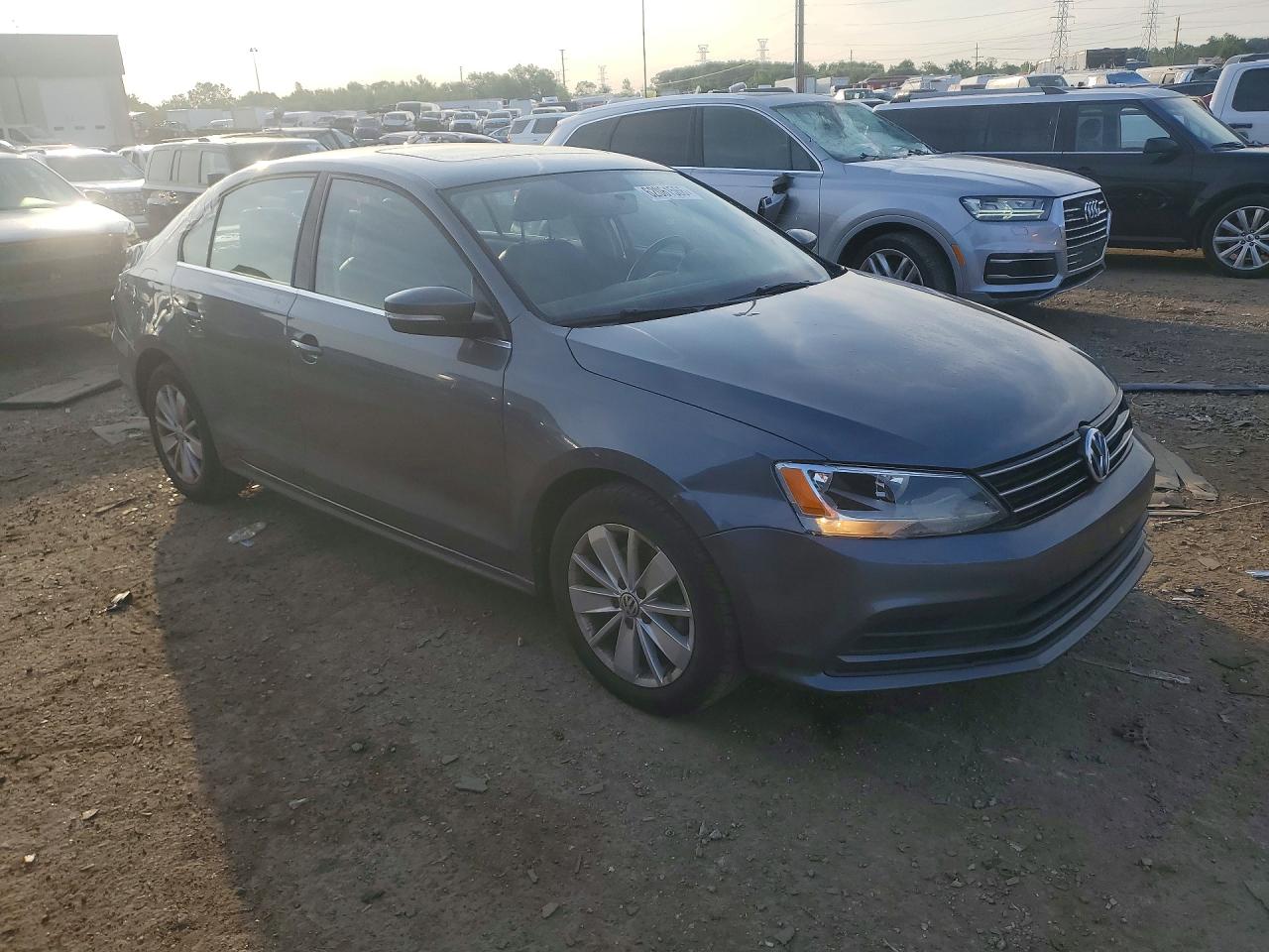 2016 VOLKSWAGEN JETTA