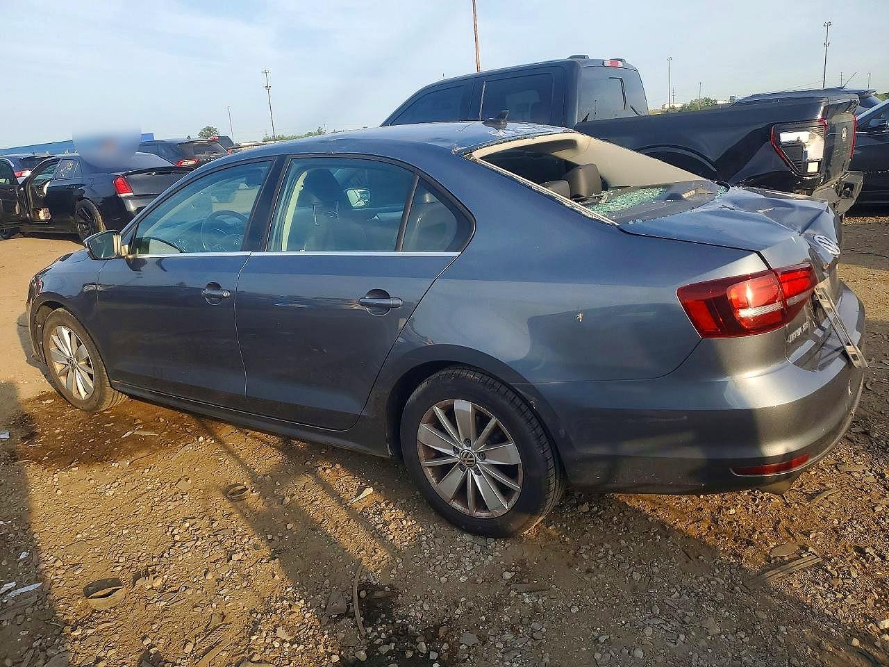 2016 VOLKSWAGEN JETTA